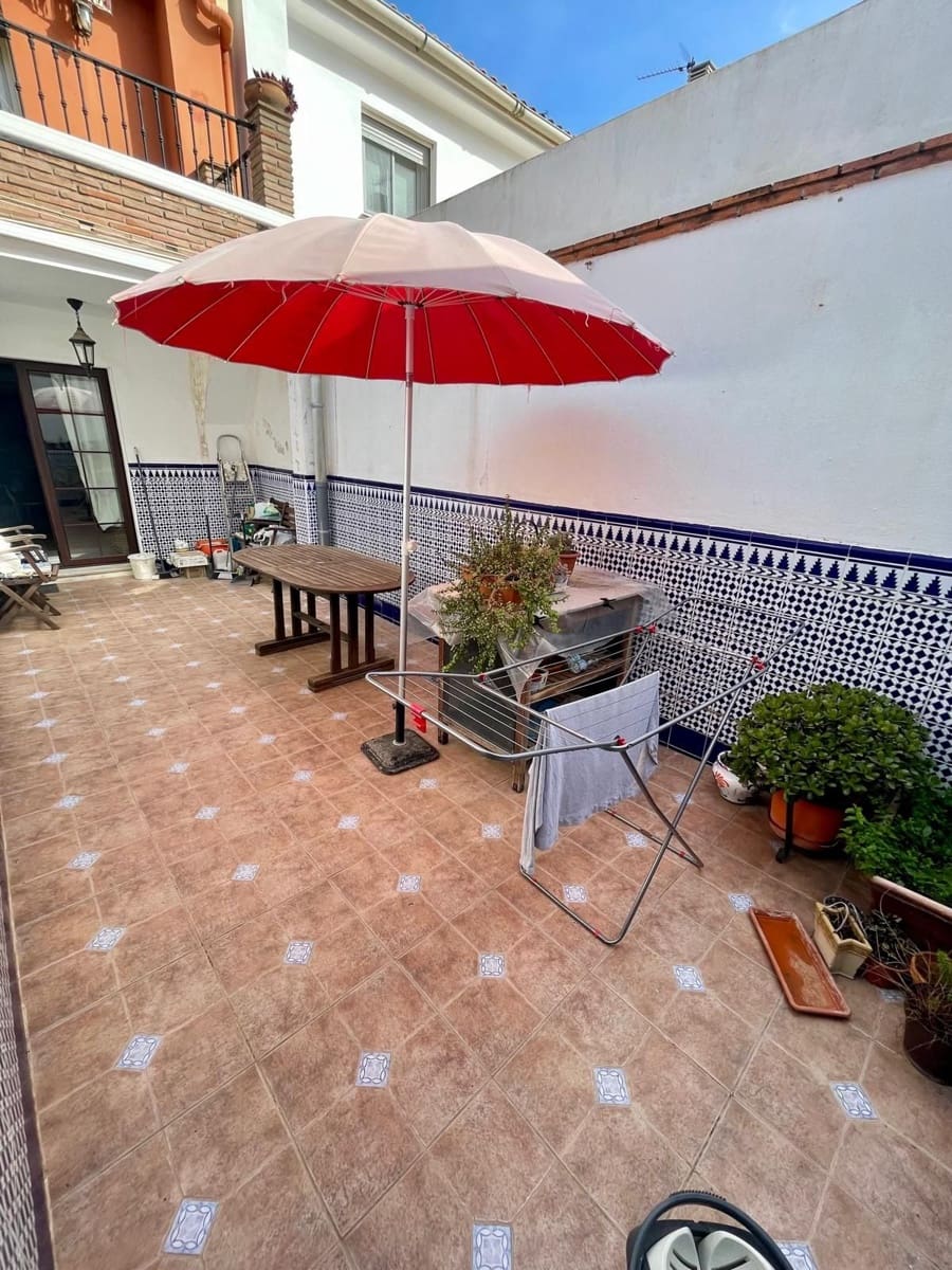 4 Zimmer Haus zu verkaufen in Alhaurin el Grande mit Garage - 320.000 € (Ref: 9806893)