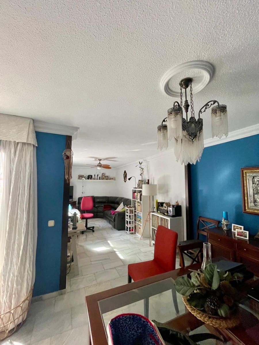 4 Zimmer Haus zu verkaufen in Alhaurin el Grande mit Garage - 320.000 € (Ref: 9806893)