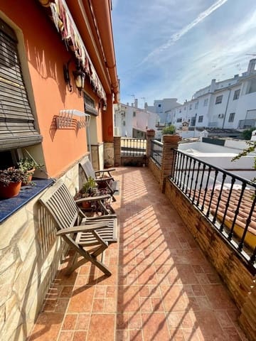 4 Zimmer Haus zu verkaufen in Alhaurín el Grande mit Garage - 320.000 € (Ref: 9806893)