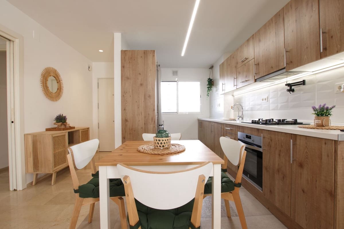 2 makuuhuone Huoneisto myytävänä paikassa Riviera del Sol mukana uima-altaan 
autotalli - 325 000 € (Ref: 9806919)