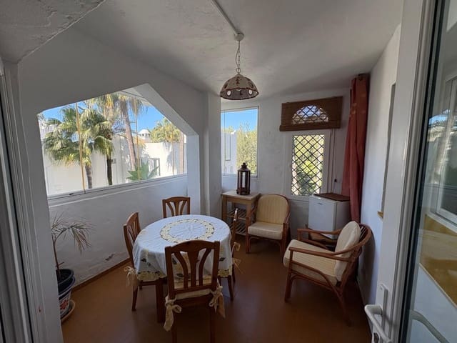 2 slaapkamer Appartement te koop in Marbella met zwembad - € 329.000 (Ref: 9806925)