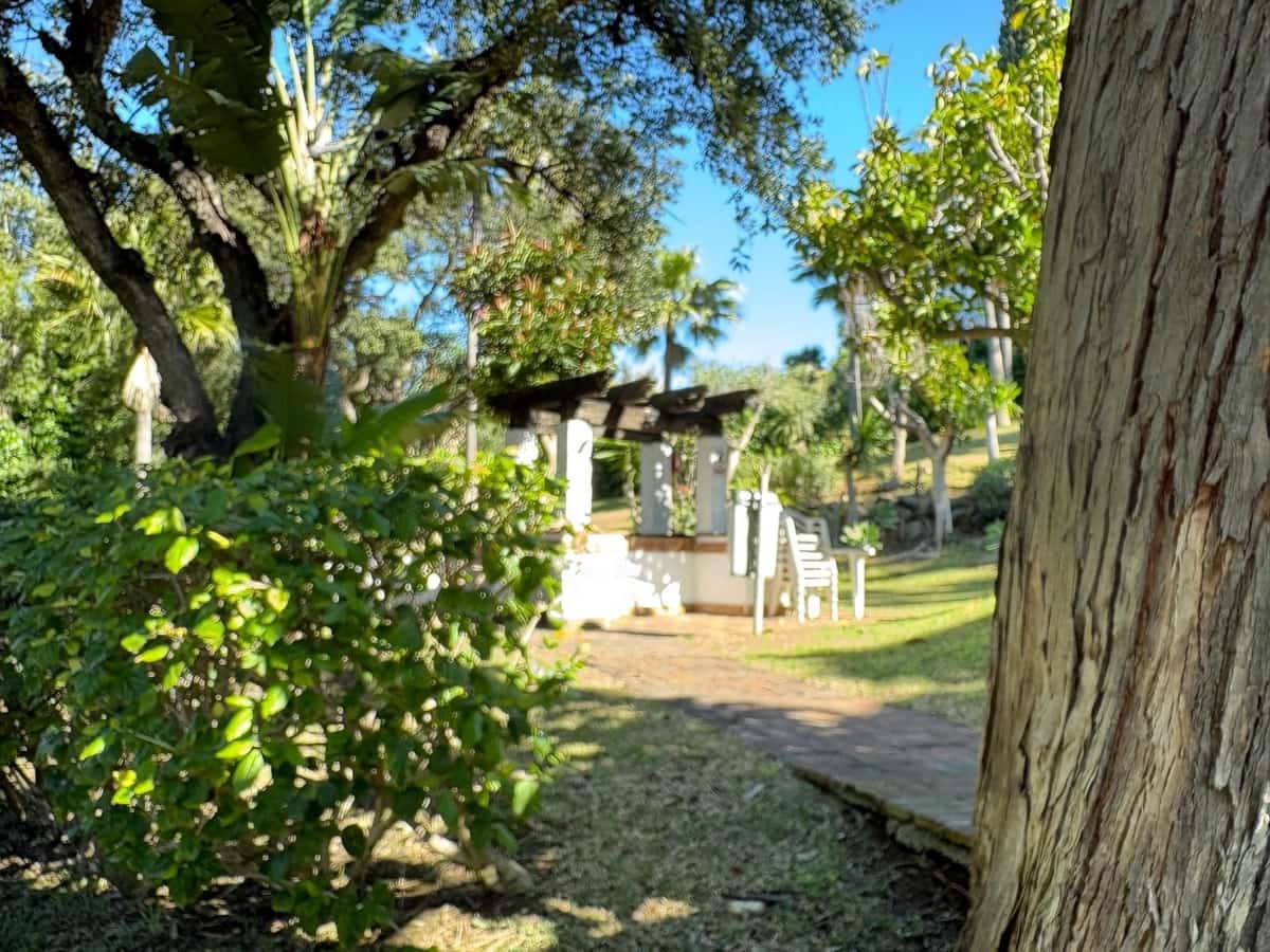 2 slaapkamer Appartement te koop in Marbella met zwembad - € 329.000 (Ref: 9806925)