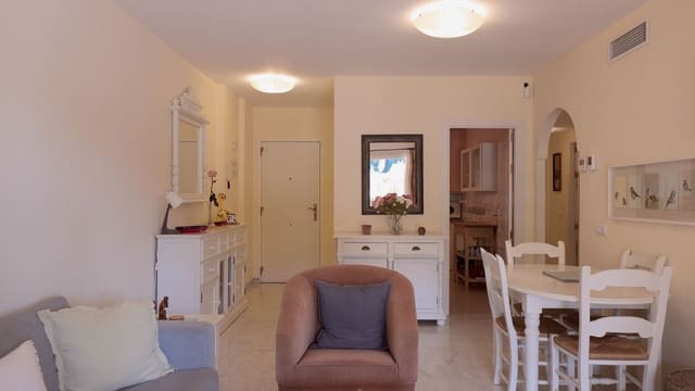 2 slaapkamer Appartement te koop in La Reserva, Marbella met zwembad garage - € 329.000 (Ref: 9806939)