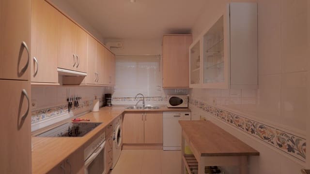 2 slaapkamer Appartement te koop in La Reserva, Marbella met zwembad garage - € 329.000 (Ref: 9806939)