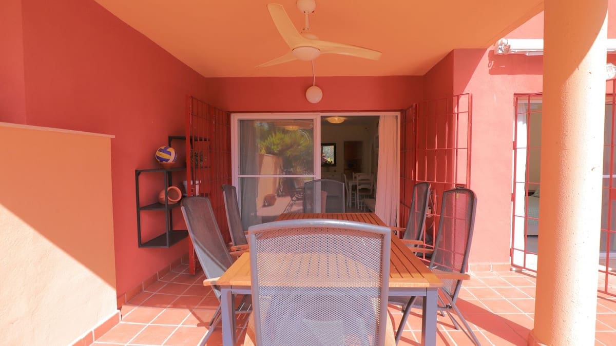 2 slaapkamer Appartement te koop in La Reserva met zwembad garage - € 329.000 (Ref: 9806939)