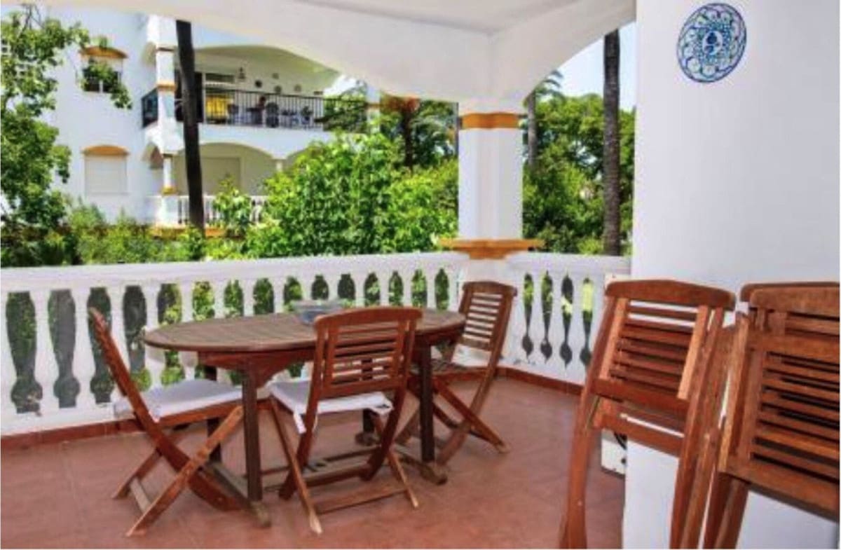 2 sovrum Lägenhet till salu i Nueva Andalucia med pool garage - 386 000 € (Ref: 9807004)