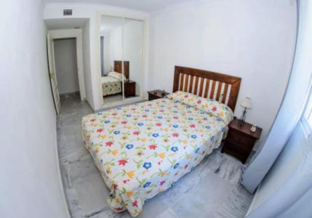 2 sovrum Lägenhet till salu i Nueva Andalucia med pool garage - 386 000 € (Ref: 9807004)