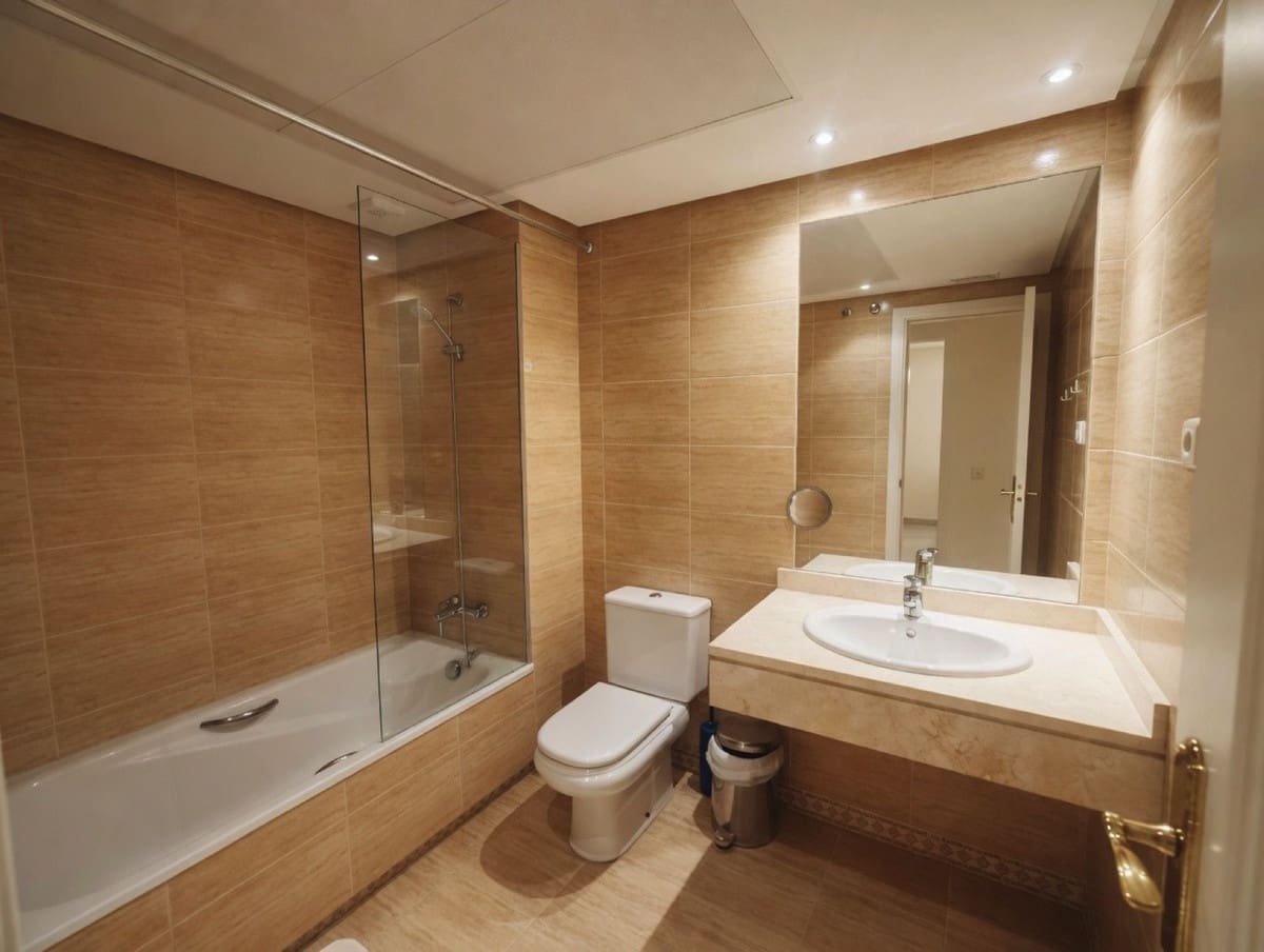 2 Zimmer Apartment zu verkaufen in Nueva Andalucia mit Pool Garage - 413.000 € (Ref: 9807018)