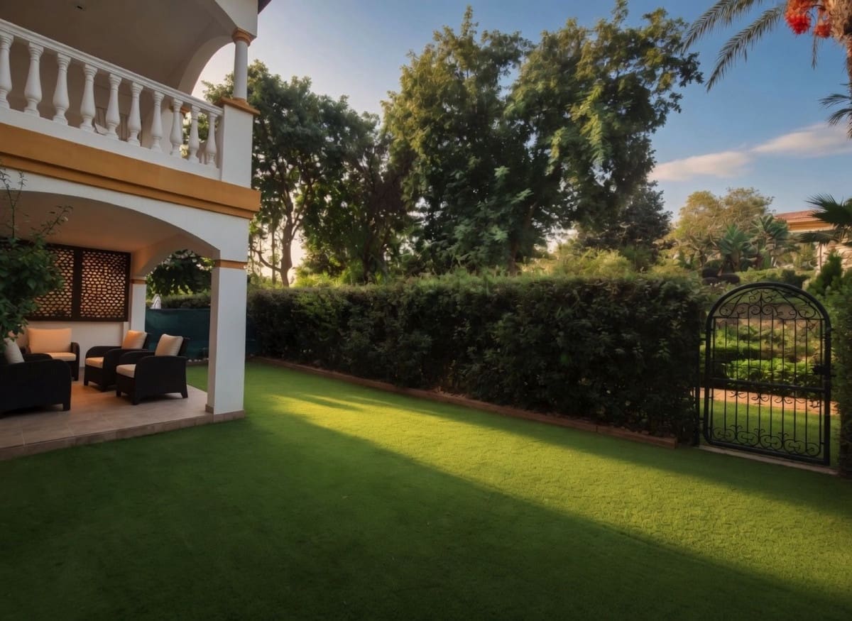 2 Zimmer Apartment zu verkaufen in Nueva Andalucia mit Pool Garage - 413.000 € (Ref: 9807018)