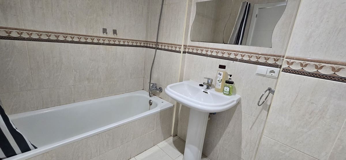 2 bedroom Apartment for sale in Riviera del Sol with pool garage - € 290,000 (Ref: 9807028)