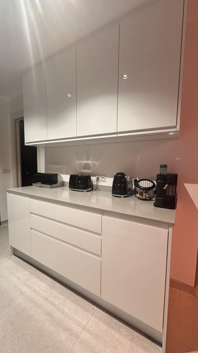 2 soverom Leilighet til salgs i Costalita med svømmebasseng garasje - € 990 000 (Ref: 9807034)
