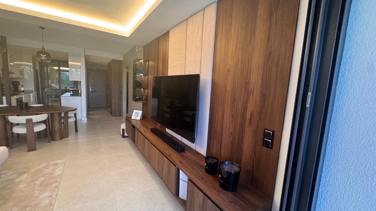 2 soverom Leilighet til salgs i Costalita med svømmebasseng garasje - € 990 000 (Ref: 9807034)