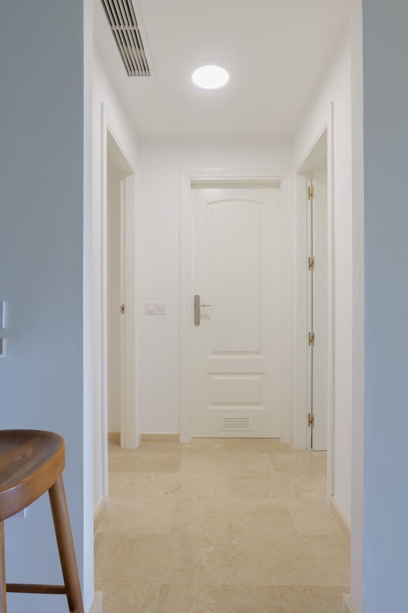 Apartamento de 2 habitaciones en Mijas Costa en venta con piscina garaje - 449.000 € (Ref: 9807035)