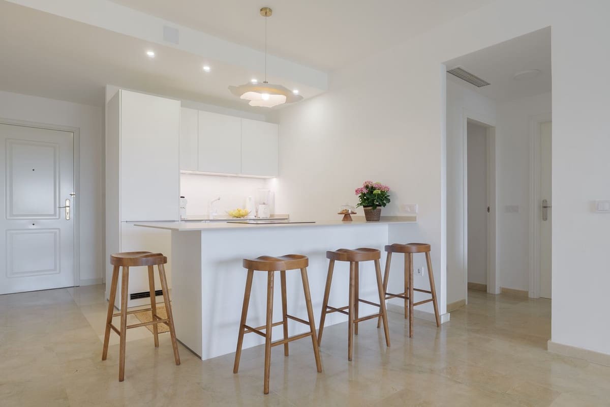 Apartamento de 2 habitaciones en Mijas Costa en venta con piscina garaje - 449.000 € (Ref: 9807035)