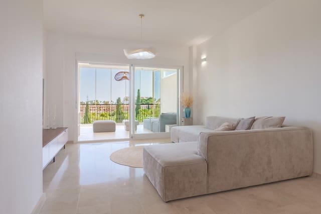 Apartamento de 2 habitaciones en El Faro de Calaburra - Chaparral, Mijas en venta con piscina garaje - 449.000 € (Ref: 9807035)