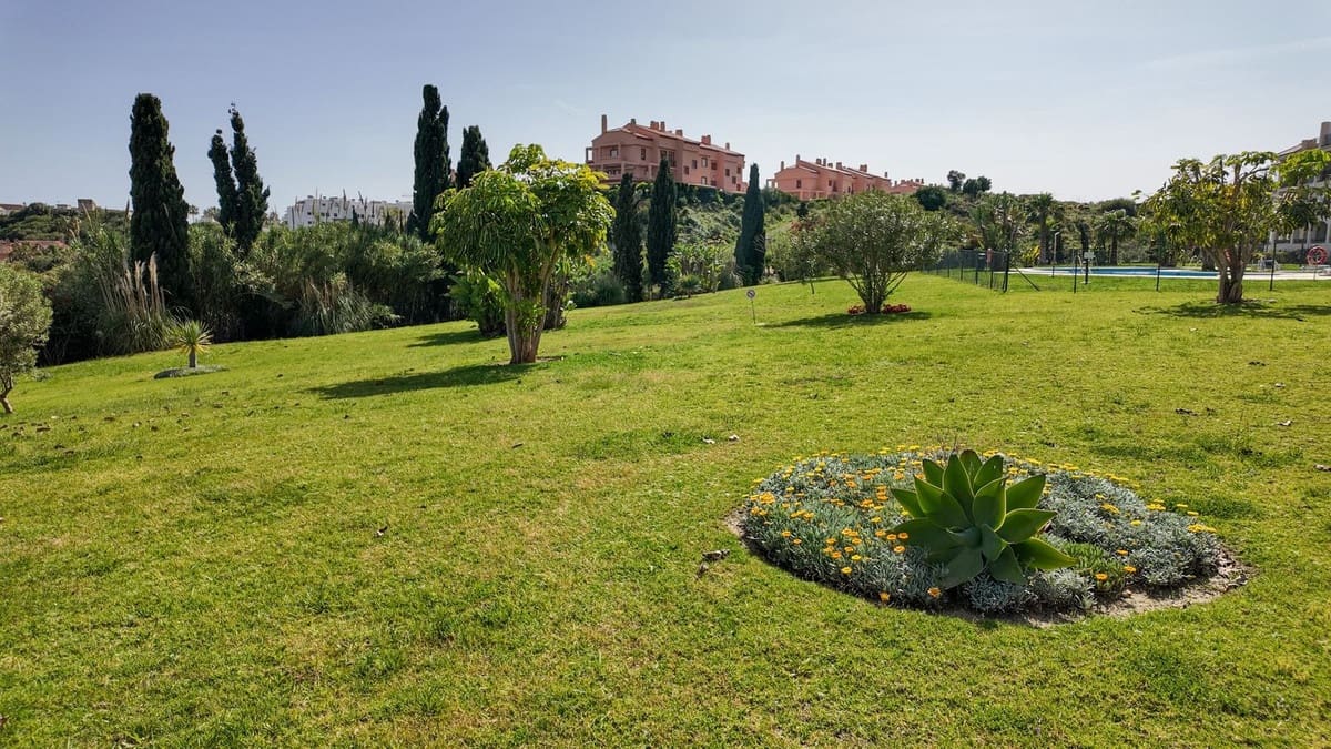 Apartamento de 2 habitaciones en Mijas Costa en venta con piscina garaje - 449.000 € (Ref: 9807035)