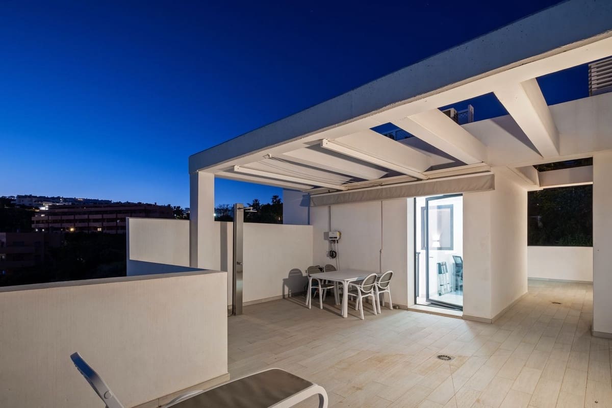 3 quarto Casa em Banda para venda em Manilva com piscina - 689 000 € (Ref: 9807037)