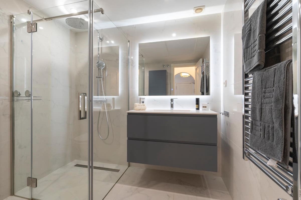 2 makuuhuone Huoneisto myytävänä paikassa Nueva Andalucia mukana uima-altaan - 795 000 € (Ref: 9807038)