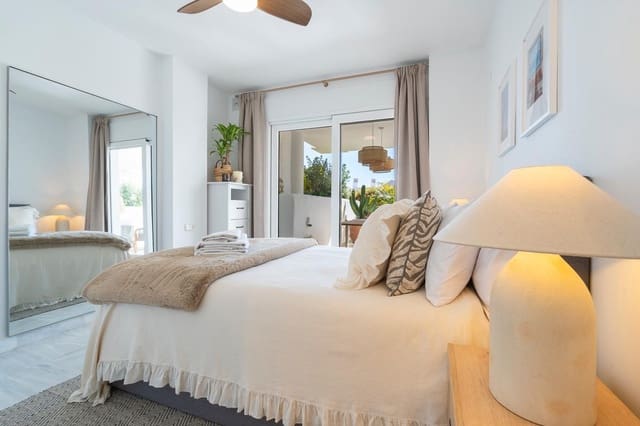 2 makuuhuone Huoneisto myytävänä paikassa Nueva Andalucia, Marbella mukana uima-altaan - 795 000 € (Ref: 9807038)