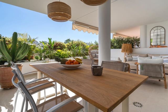 2 makuuhuone Huoneisto myytävänä paikassa Nueva Andalucia, Marbella mukana uima-altaan - 795 000 € (Ref: 9807038)