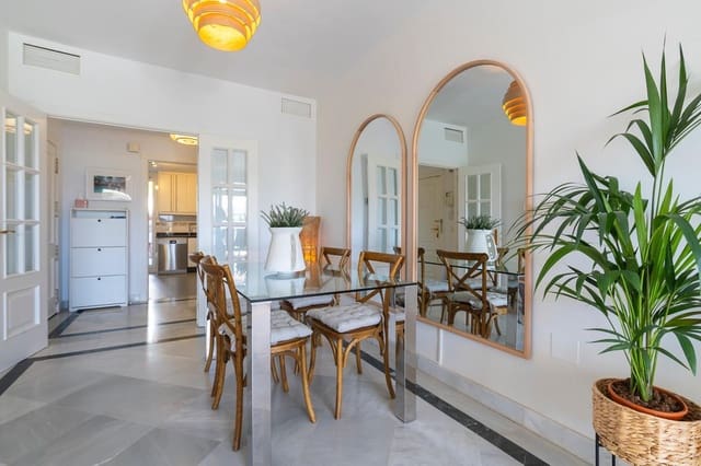 2 makuuhuone Huoneisto myytävänä paikassa Nueva Andalucia, Marbella mukana uima-altaan - 795 000 € (Ref: 9807038)