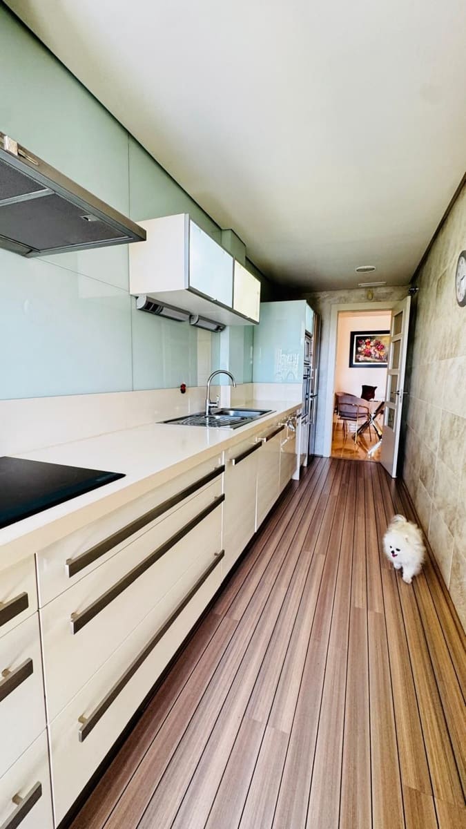 Apartamento de 2 habitaciones en Nueva Andalucia en venta con piscina garaje - 650.000 € (Ref: 9807040)