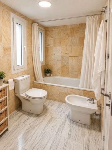 2 makuuhuone Huoneisto myytävänä paikassa Nueva Andalucia, Marbella mukana uima-altaan 
autotalli - 550 000 € (Ref: 9807059)