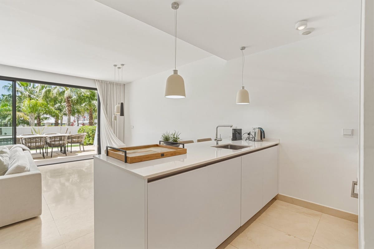 4 bedroom Townhouse for sale in La Cala de Mijas with pool garage - € 1,295,000 (Ref: 9807065)