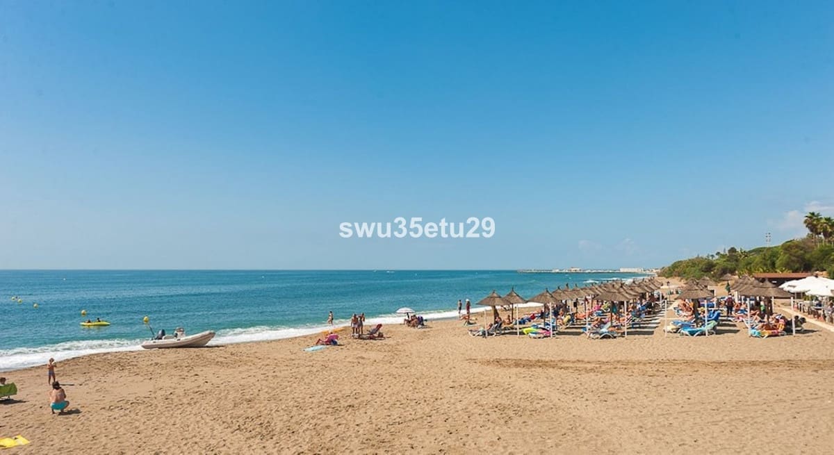 2 slaapkamer Appartement te koop in Sitio de Calahonda met zwembad garage - € 309.000 (Ref: 9807068)