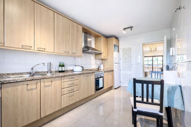 2 chambre Appartement à vendre à Estepona avec piscine garage - 450 000 € (Ref: 9807076)