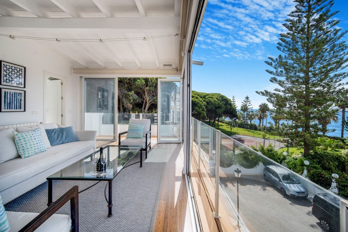 4 quarto Casa em Banda para venda em Golden Mile com piscina garagem - 3 950 000 € (Ref: 9814852)