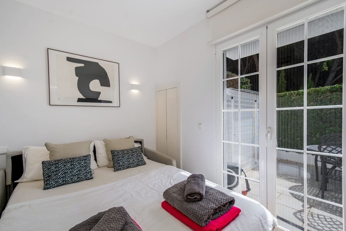 4 quarto Casa em Banda para venda em Golden Mile com piscina garagem - 3 950 000 € (Ref: 9814852)