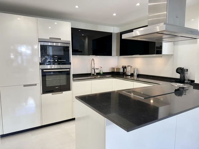 2 camera da letto Appartamento in vendita in Elviria, Marbella con piscina - 650.000 € (Rif: 9815081)
