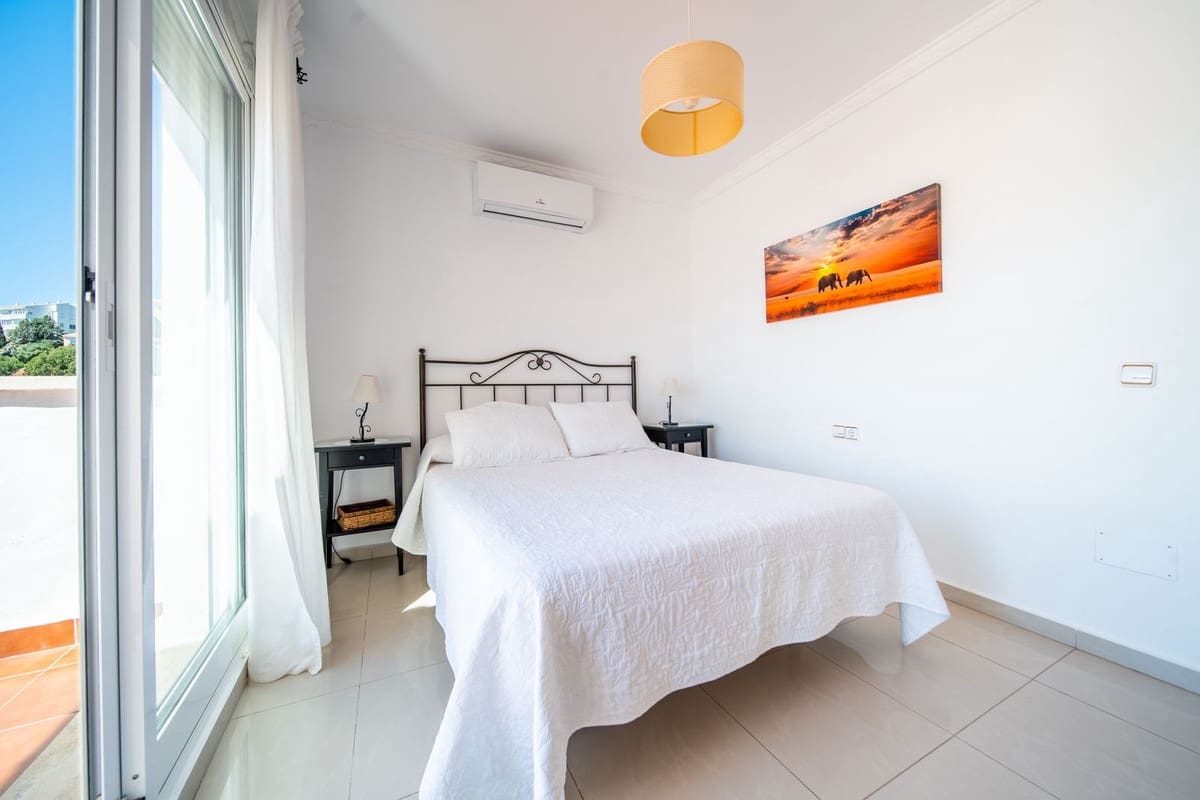 4 chambre Villa/Maison à vendre à Fuengirola avec piscine garage - 1 289 000 € (Ref: 9816475)