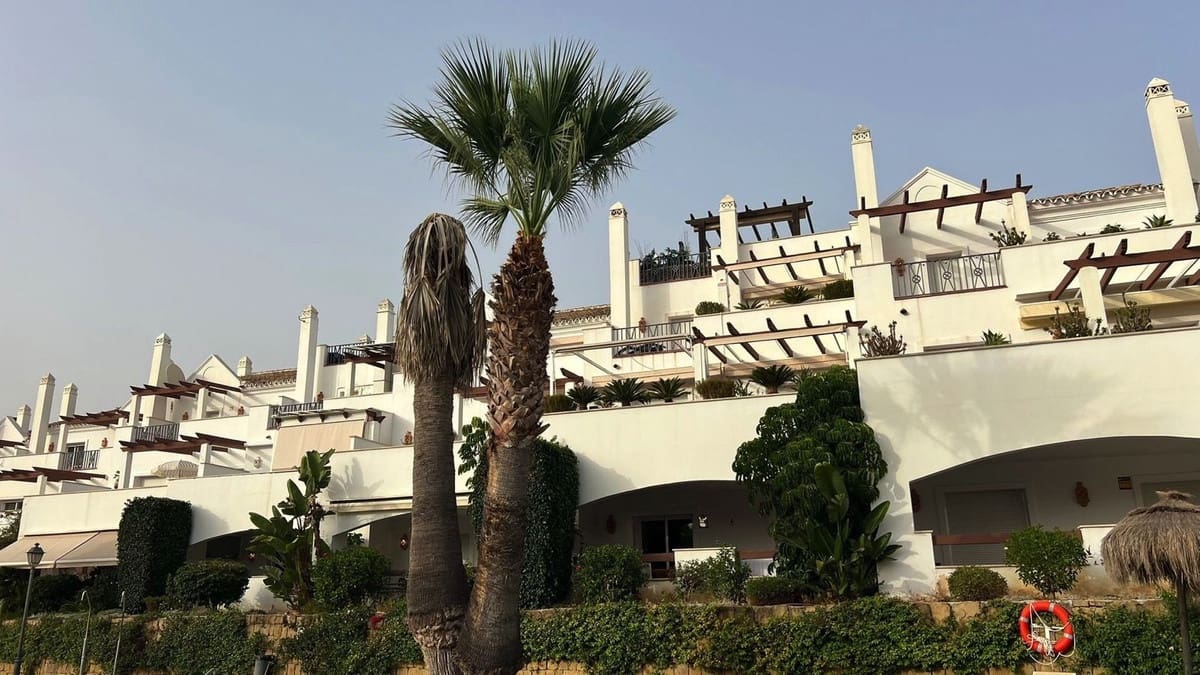 3 slaapkamer Appartement te koop in Aloha Golf met zwembad garage - € 795.000 (Ref: 9823789)