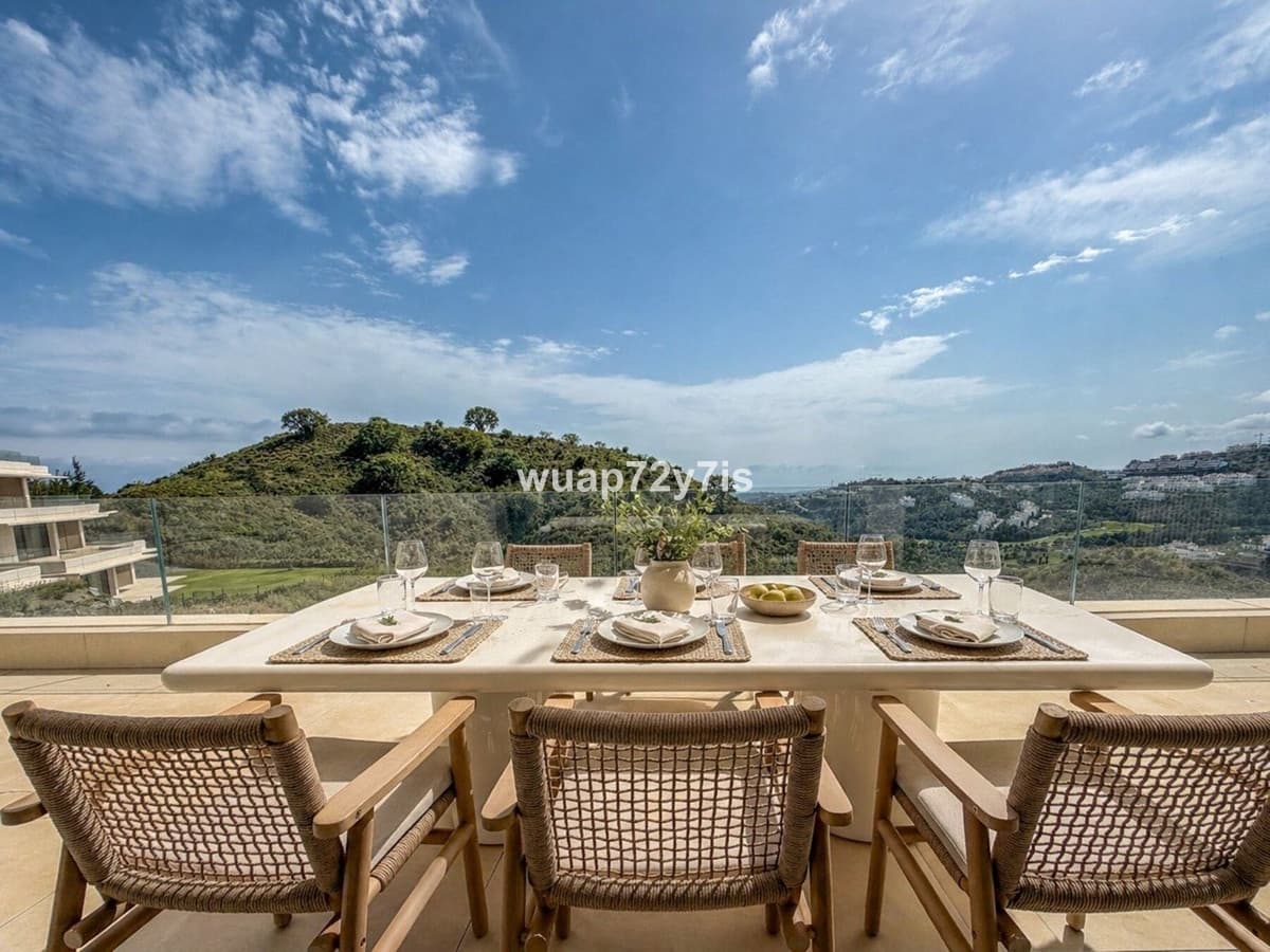 3 sovrum Lägenhet till salu i Benahavis med pool garage - 1 599 000 € (Ref: 9823826)