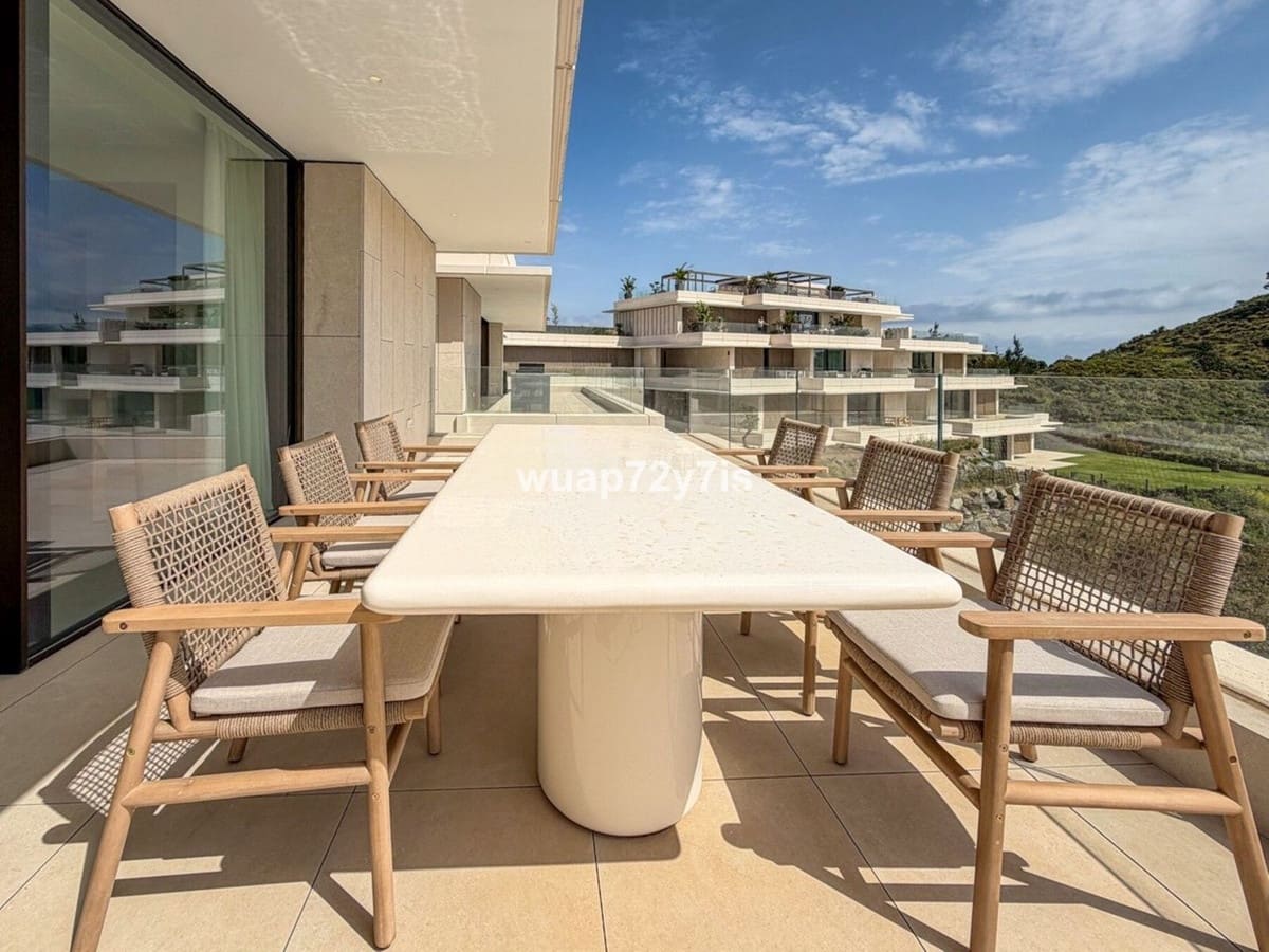 3 sovrum Lägenhet till salu i Benahavis med pool garage - 1 599 000 € (Ref: 9823826)