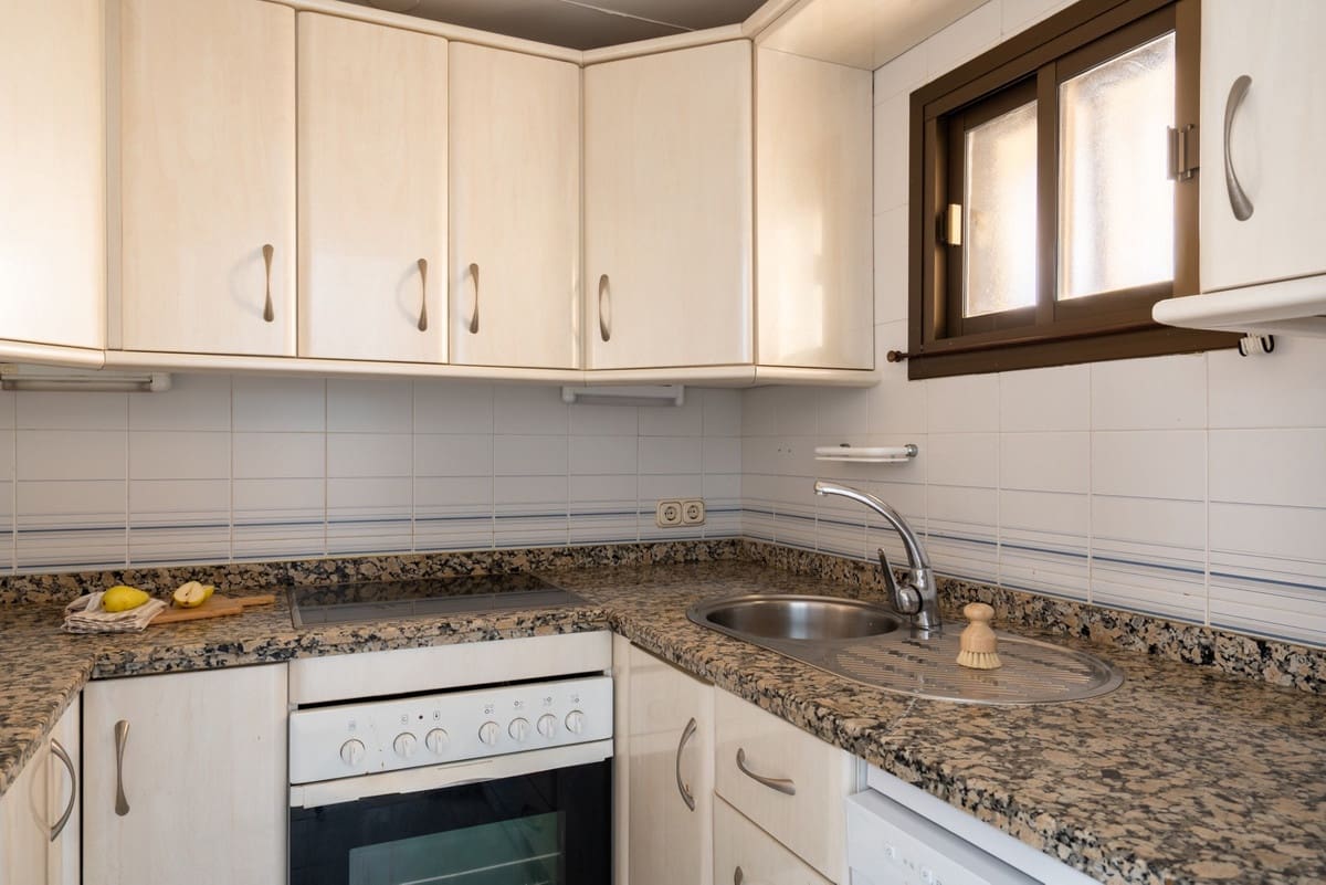 2 slaapkamer Appartement te koop in La Cala de Mijas met zwembad garage - € 520.000 (Ref: 9823833)