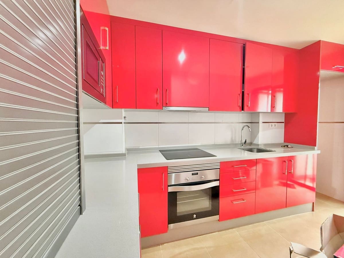 2 soveværelse Lejlighed til salg i La Cala Hills med swimmingpool garage - € 297.000 (Ref: 9823972)
