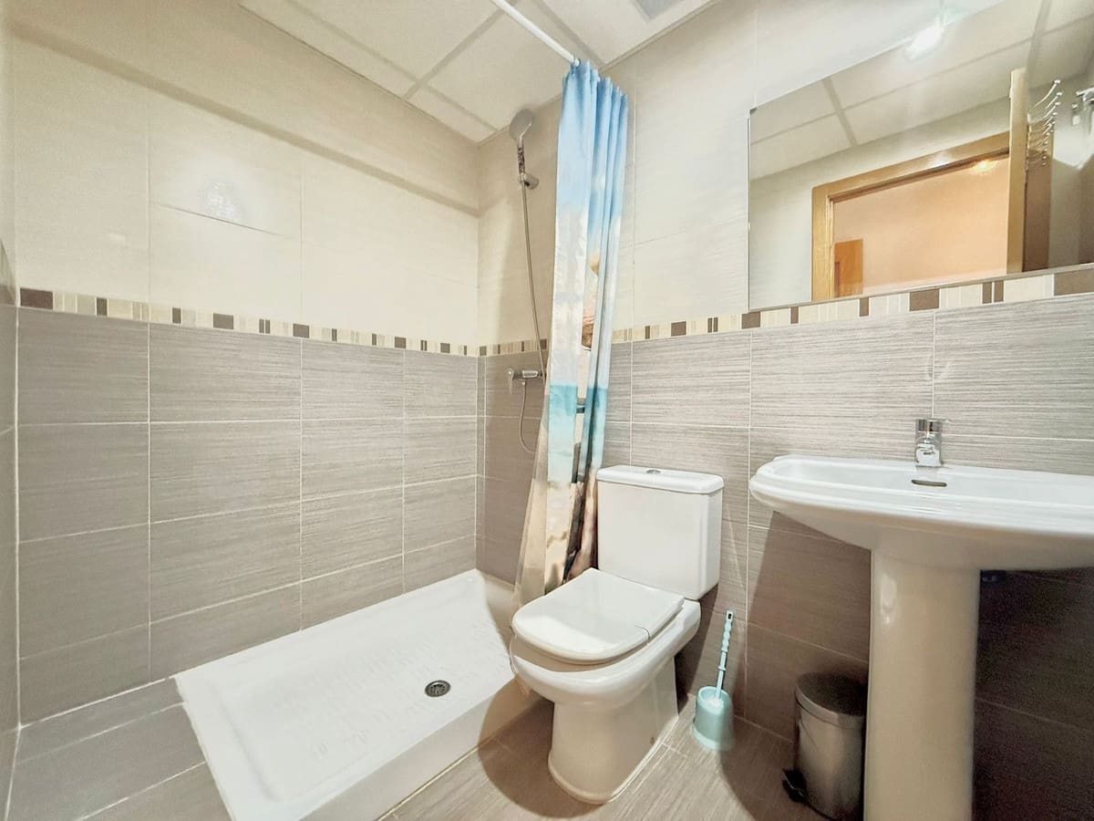 2 soveværelse Lejlighed til salg i La Cala Hills med swimmingpool garage - € 297.000 (Ref: 9823972)