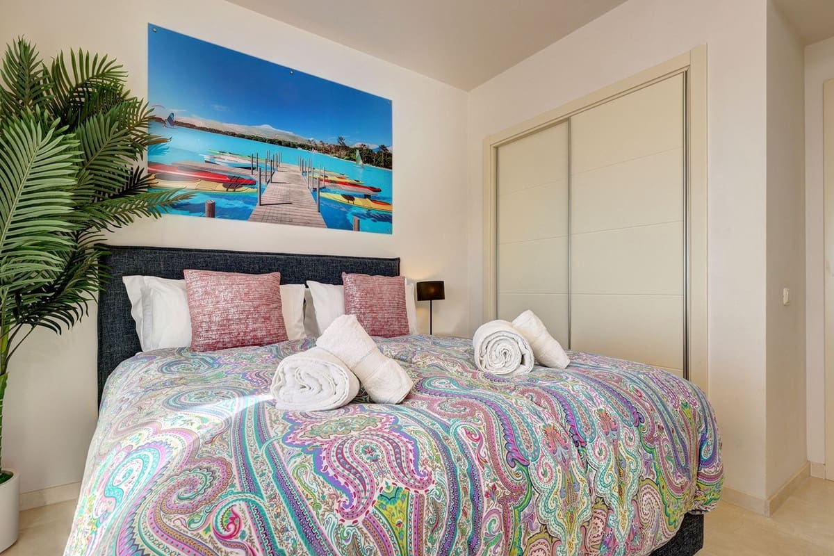 2 soverom Penthouse til salgs i Casares med svømmebasseng garasje - € 636 000 (Ref: 9823975)