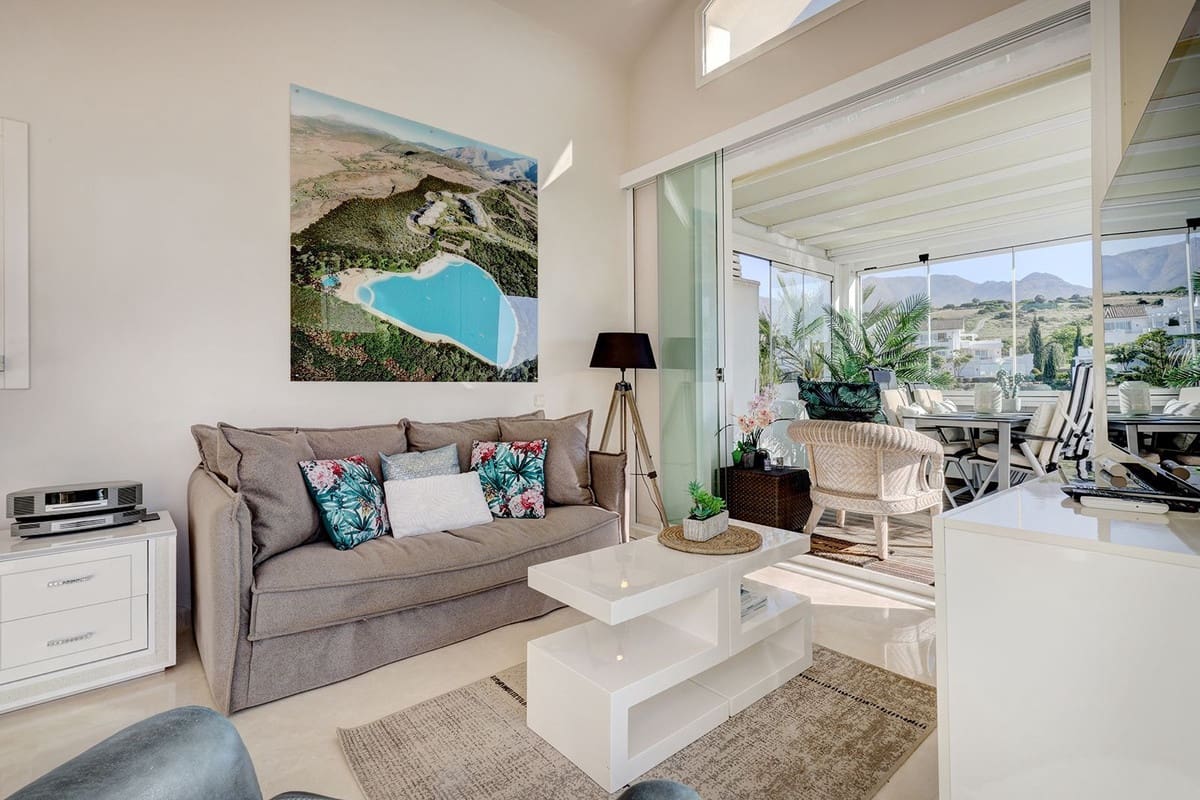2 soverom Penthouse til salgs i Casares med svømmebasseng garasje - € 636 000 (Ref: 9823975)