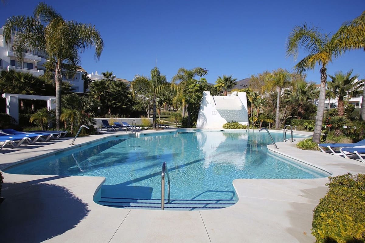 2 soverom Penthouse til salgs i Casares med svømmebasseng garasje - € 636 000 (Ref: 9823975)