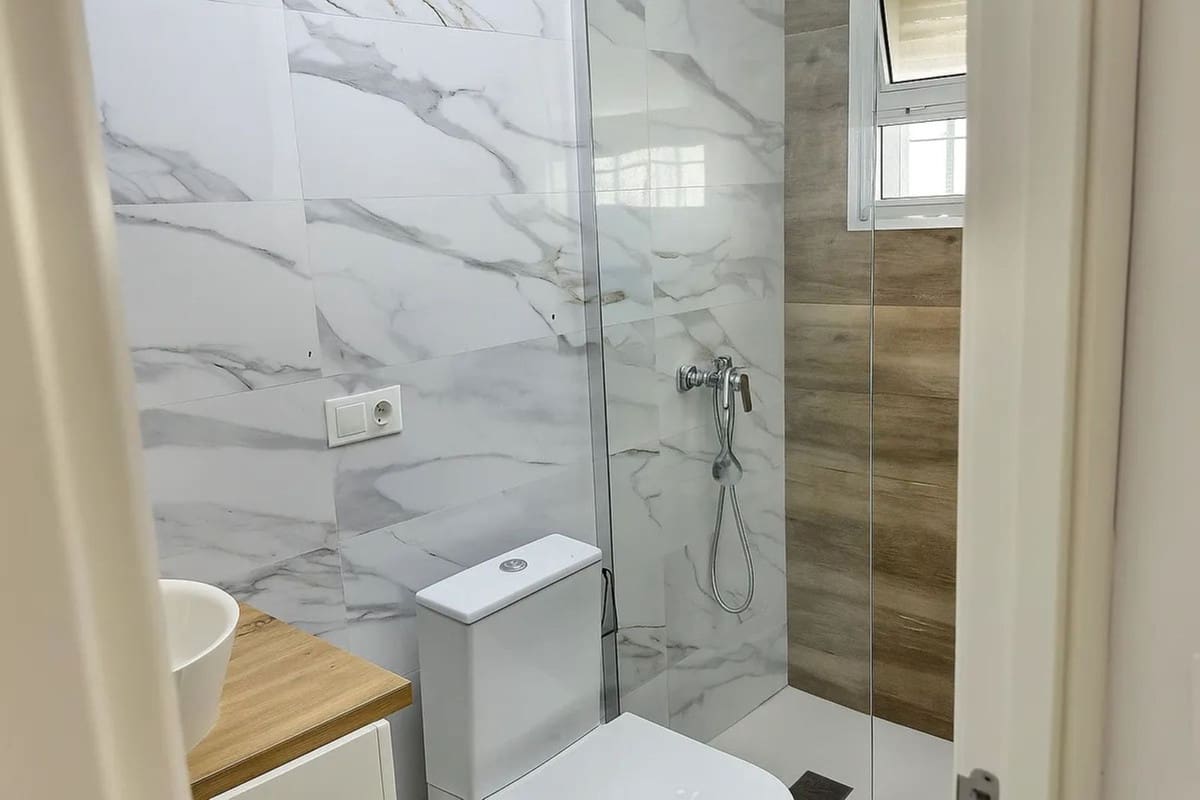 3 bedroom Apartment for sale in Benalmadena Costa with garage - € 346,000 (Ref: 9823988)