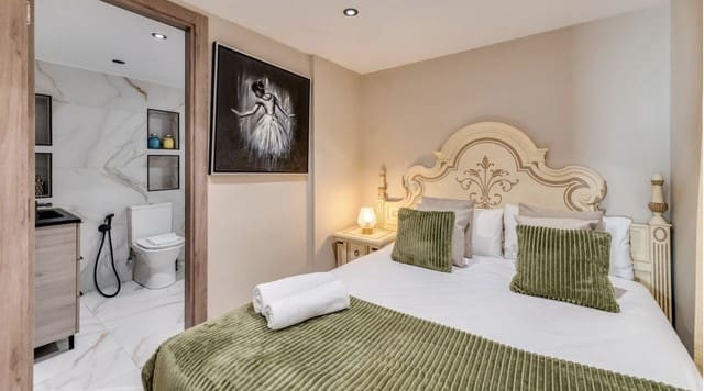 4 Zimmer Penthouse zu verkaufen in Puerto Banus, Marbella mit Pool Garage - 2.200.000 € (Ref: 9823990)