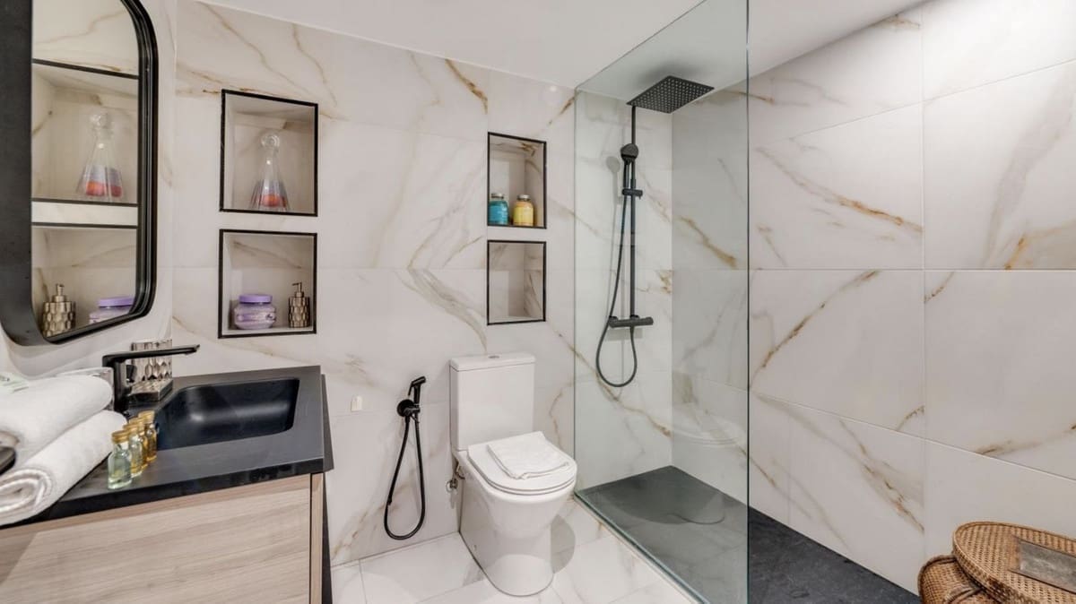 4 bedroom Penthouse for sale in Puerto Banus with pool garage - € 2,200,000 (Ref: 9823990)