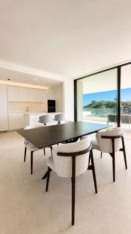 4 bedroom Apartment for sale in La Quinta, Benahavís with pool garage - € 1,725,000 (Ref: 9824007)