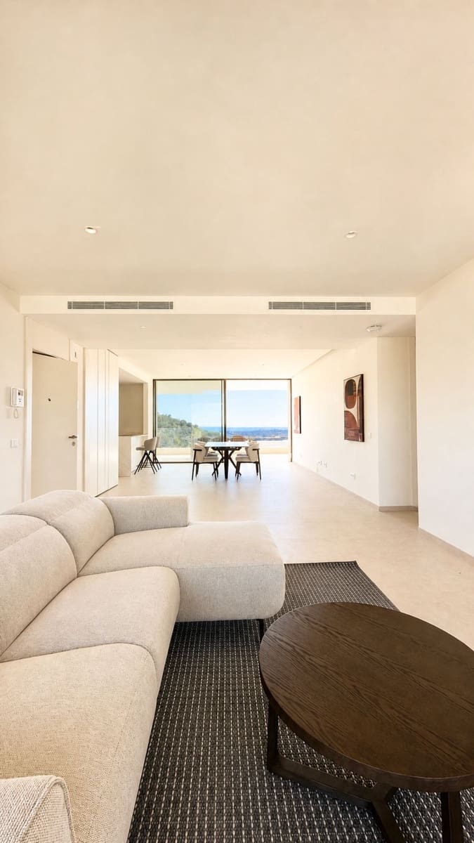 4 bedroom Apartment for sale in La Quinta with pool garage - € 1,725,000 (Ref: 9824007)