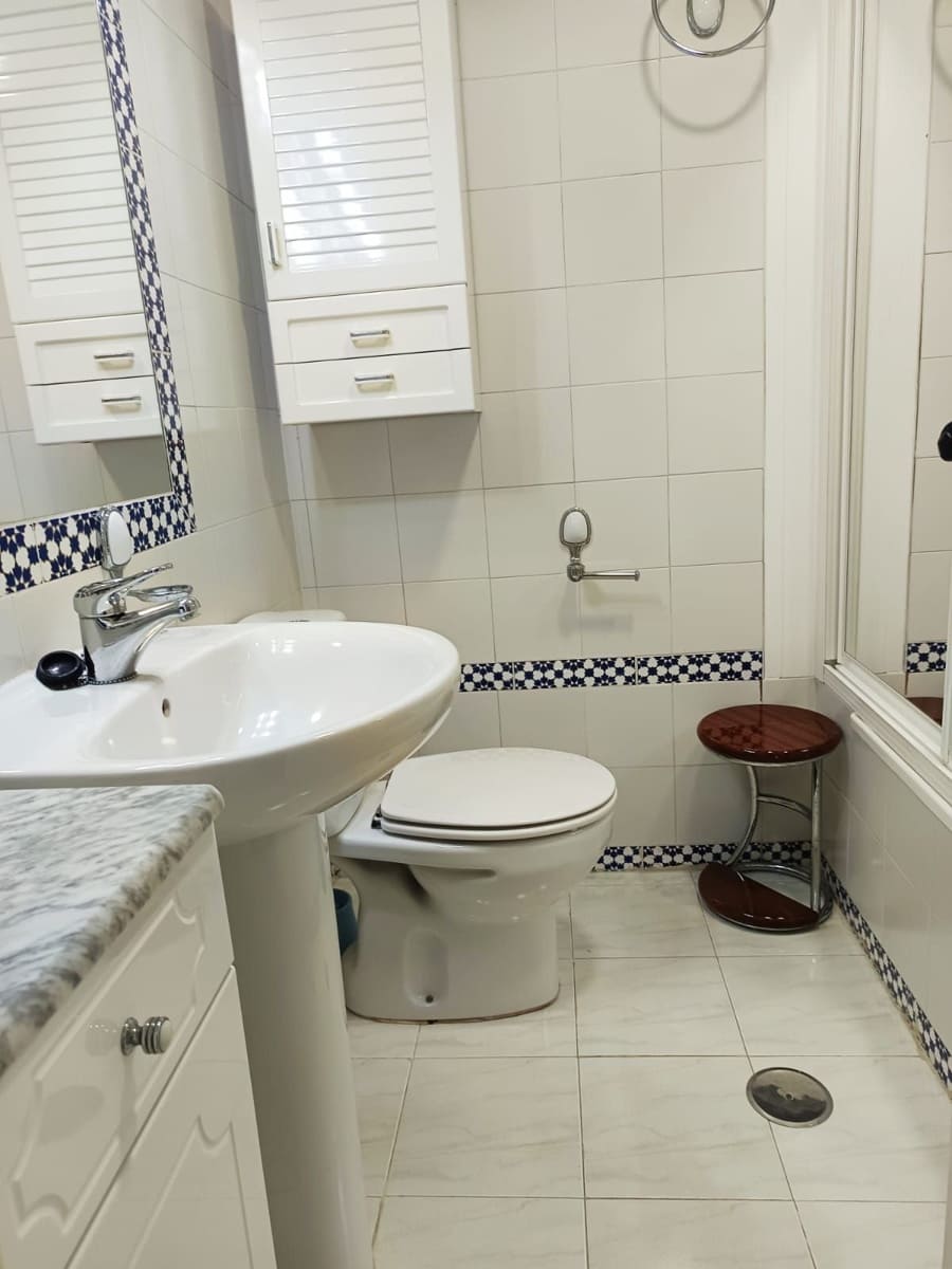 3 bedroom Apartment for sale in Fuengirola with pool garage - € 785,000 (Ref: 9824040)