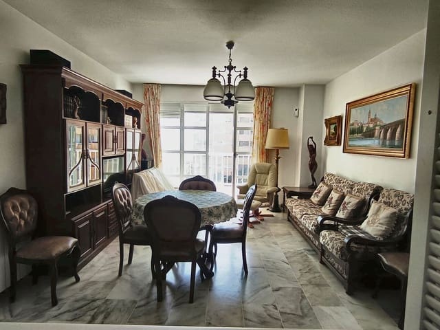 3 bedroom Apartment for sale in Fuengirola with pool garage - € 785,000 (Ref: 9824040)